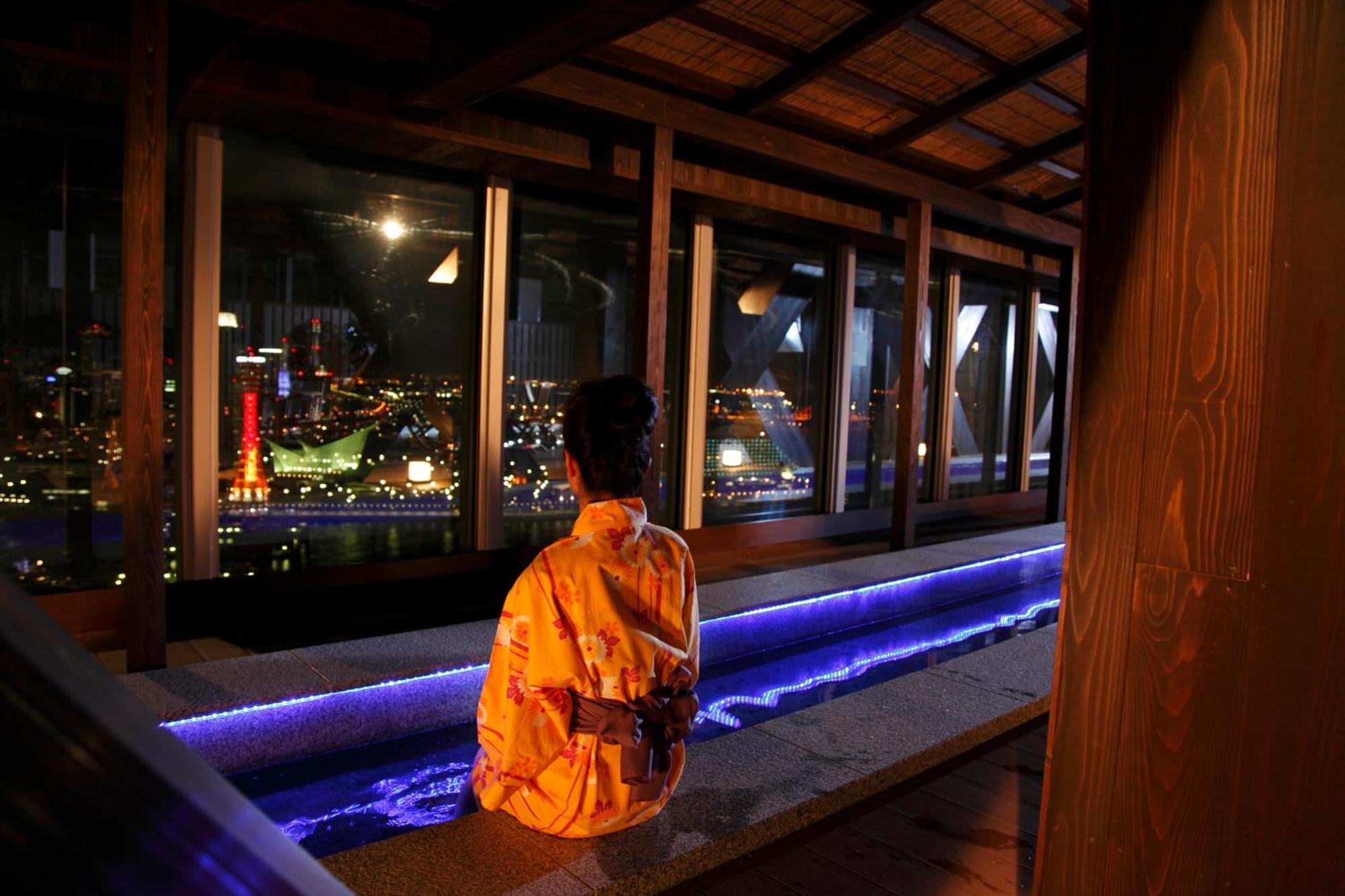 Kobe Harbor Land Onsen Manyo-Club Hotel Buitenkant foto